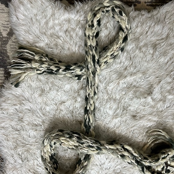 Lucky Brand Wool Extra long and chunky scarf - Picture 3 of 10